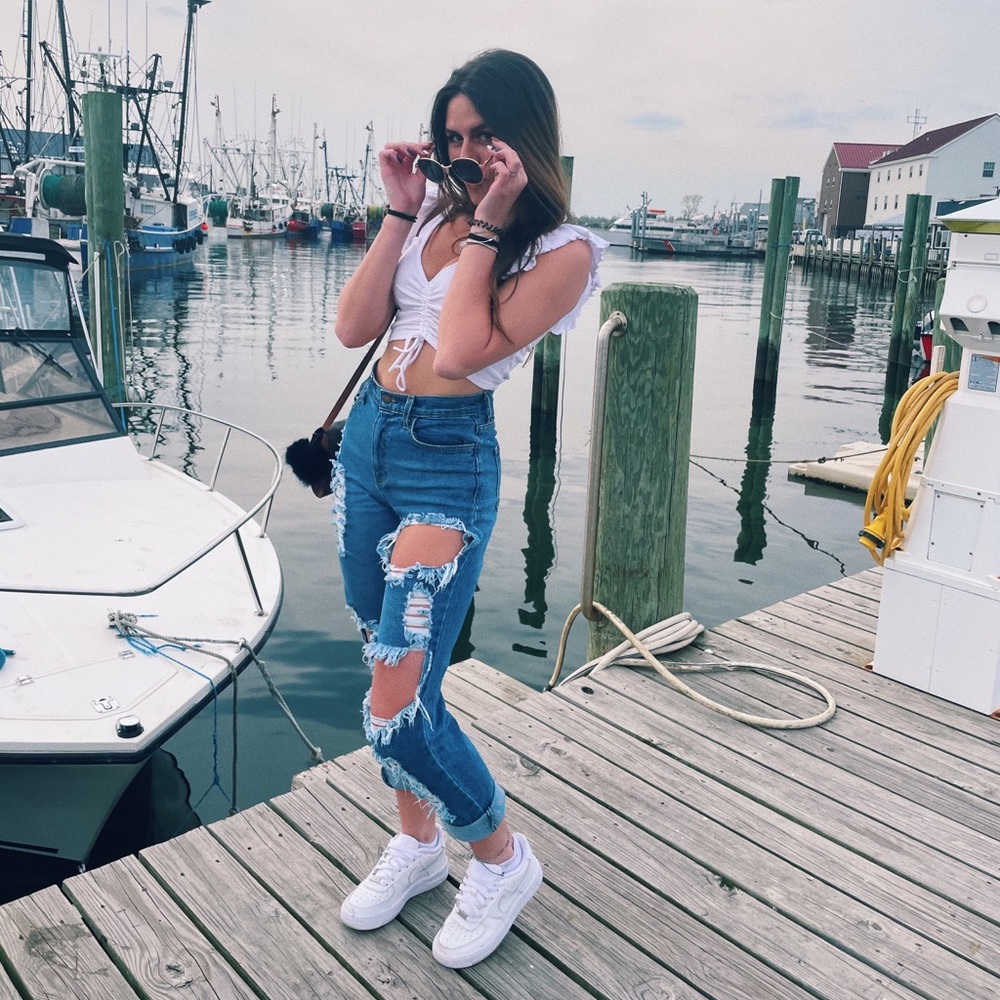 Meet your Posher, Casey